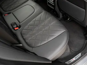 BMW X5 xDrive40d M-Sport ACC 2-A-Luft StdHz ACC PANO