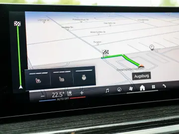 BMW X5 xDrive40d M-Sport ACC 2-A-Luft StdHz ACC PANO