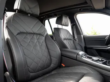 BMW X5 xDrive40d M-SportPRO StdHz PANO AHK Sitzlüft