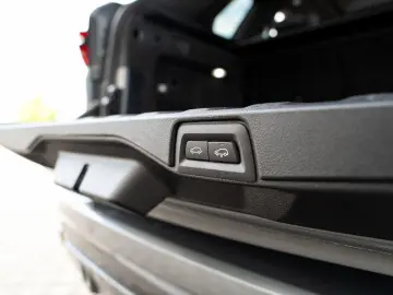 BMW X5 xDrive40d M-SportPRO StdHz PANO AHK Sitzlüft