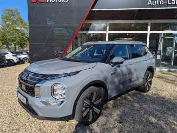 MITSUBISHI Outlander PHEV 2.4 Intro Edition