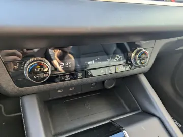MITSUBISHI Outlander PHEV 2.4 Intro Edition