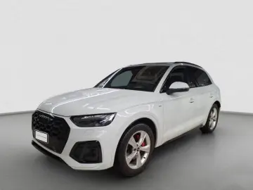 AUDI Q5 55 TFSIe quattro S tronic S line - PANO - AHK