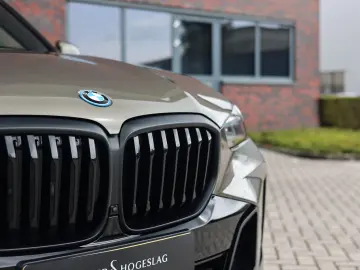 BMW X5 50e xDrive   Pano - HUD - Massage