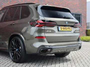 BMW X5 50e xDrive   Pano - HUD - Massage