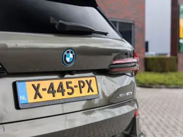BMW X5 50e xDrive   Pano - HUD - Massage