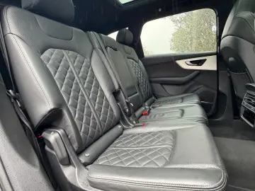 AUDI Q7 50 TDI quattro S line 7-Sitzer B&O PANO 360