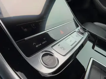 AUDI Q7 50 TDI quattro S line 7-Sitzer B&O PANO 360
