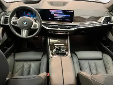 BMW X5 xDrive30d M Sport AHK Innovation Standhzg H K