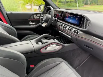 MERCEDES-BENZ GLE 53 AMG  4M  SUV Massage Soft Carbon