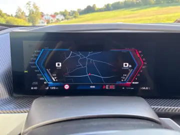 BMW XM LC-Pro DA-Pro PA  HUD HK M-Sitze AHK Laser 23