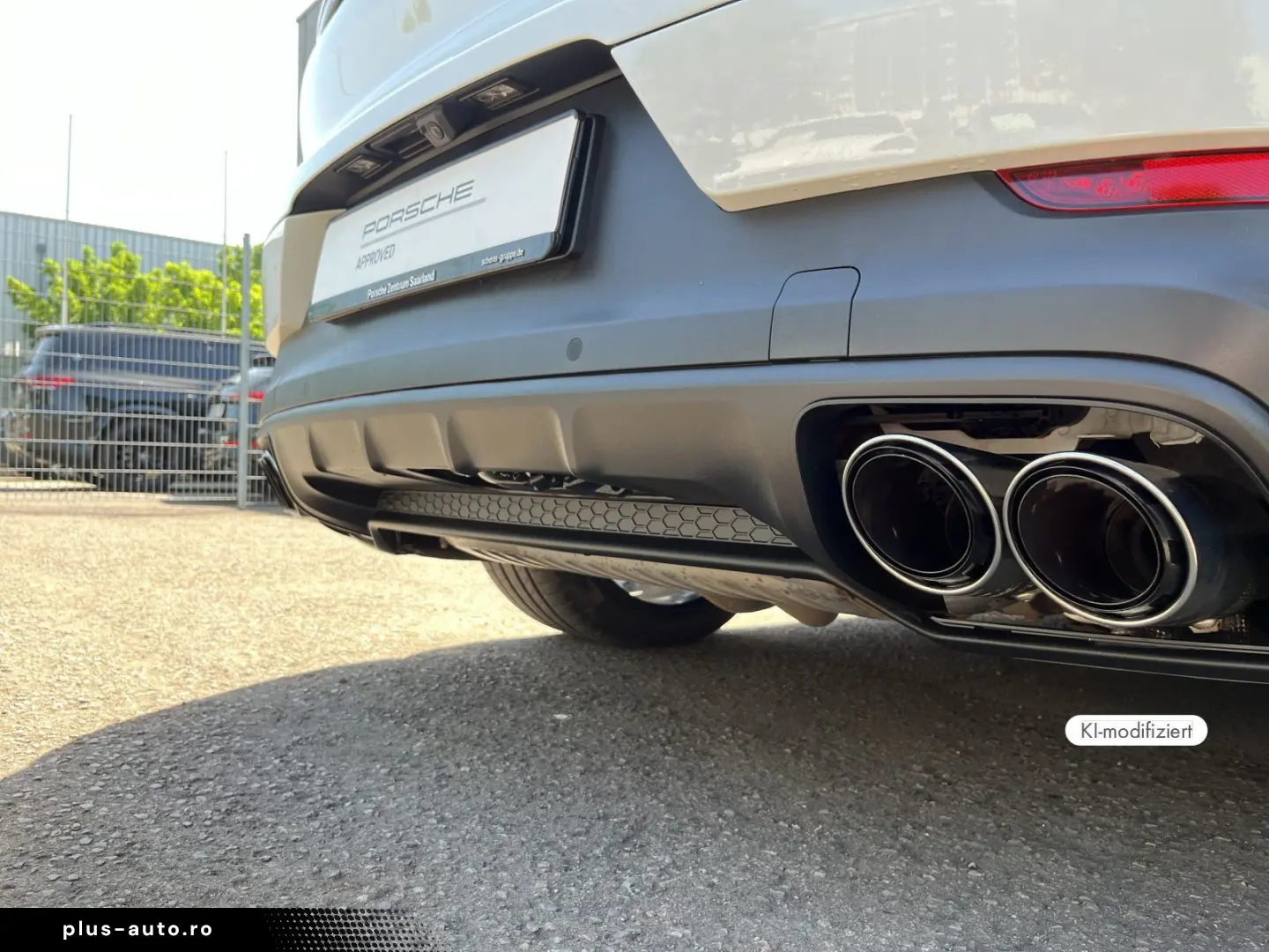PORSCHE Cayenne S E-Hybrid 22  AHK PDCC Sportabg.