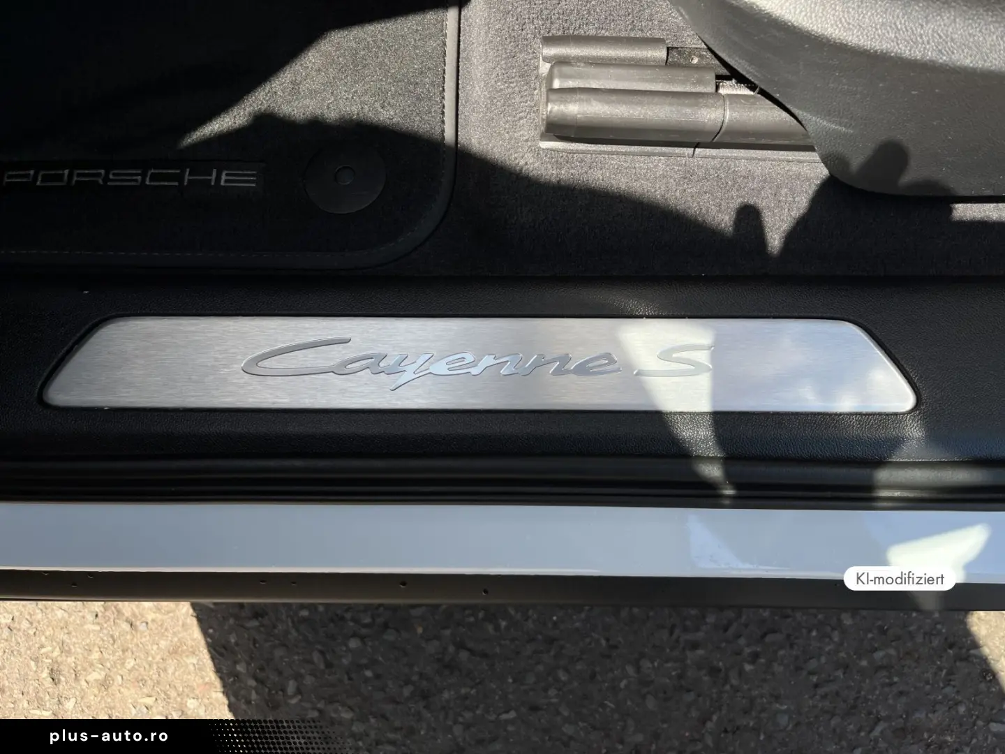PORSCHE Cayenne S E-Hybrid 22  AHK PDCC Sportabg.