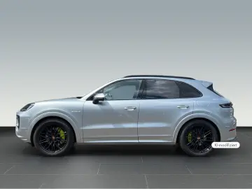 PORSCHE Cayenne E-Hybrid Pano. SportDesign 21  BOSE Inno
