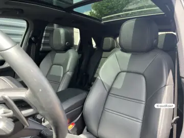 PORSCHE Cayenne E-Hybrid Pano. SportDesign 21  BOSE Inno