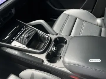 PORSCHE Cayenne E-Hybrid Pano. SportDesign 21  BOSE Inno