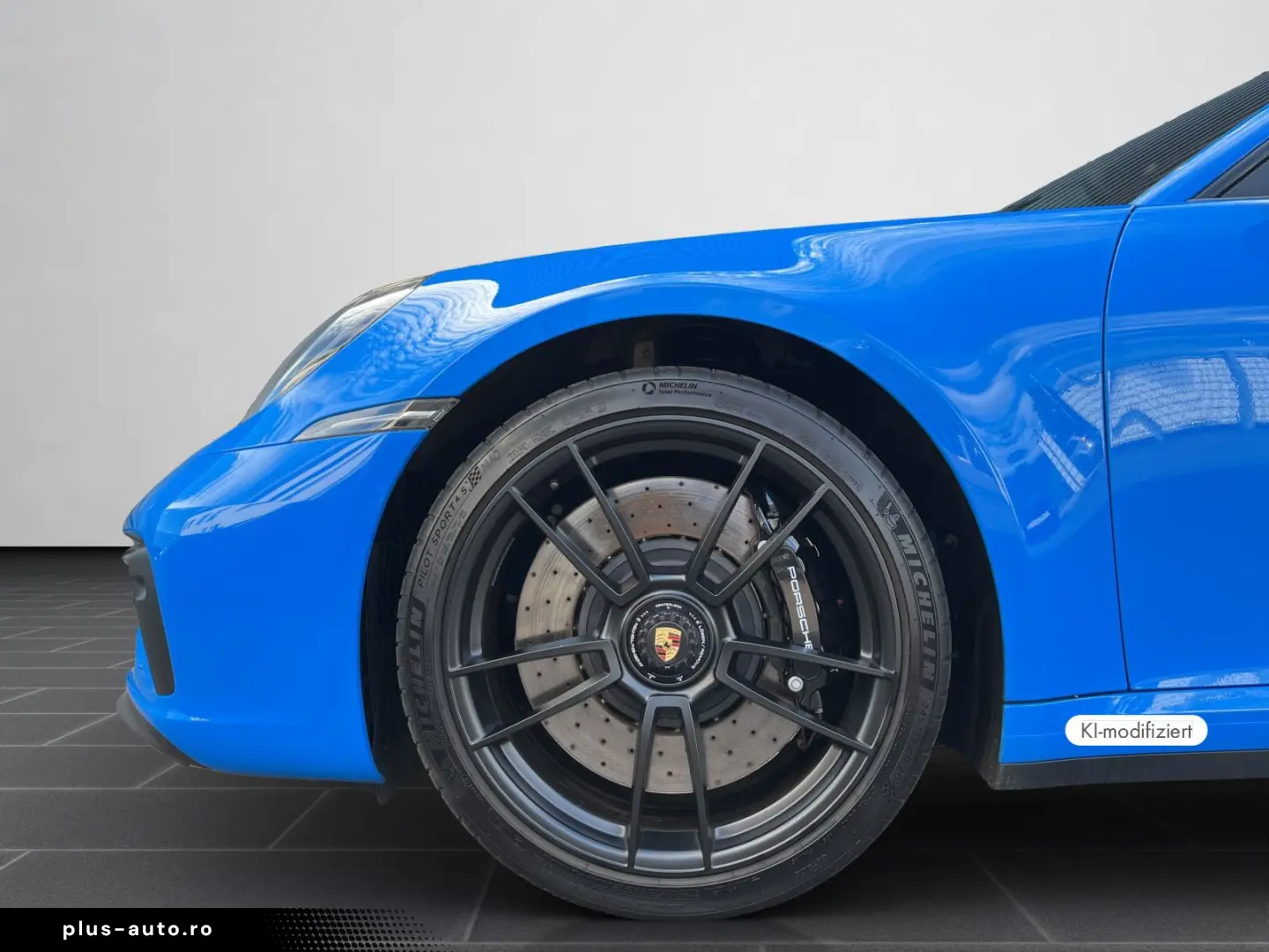 PORSCHE 992 (911) Carrera 4 GTS Inno. GSSD Surroundview.