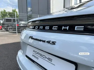 PORSCHE Panamera 4S E-Hybrid Pano. Hinterachsl. Sportabg