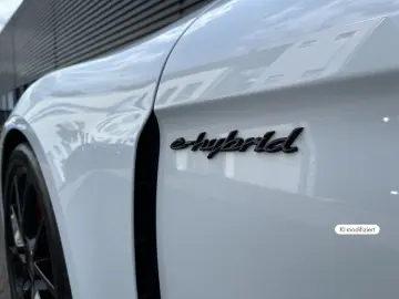 PORSCHE Panamera 4S E-Hybrid Pano. Hinterachsl. Sportabg