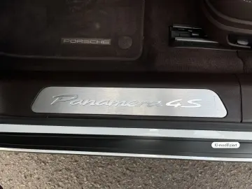 PORSCHE Panamera 4S E-Hybrid Pano. Hinterachsl. Sportabg