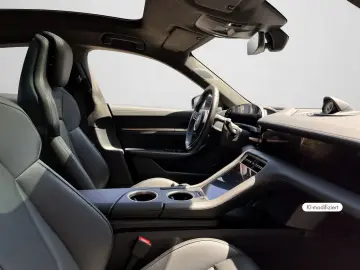 PORSCHE Taycan Turbo PDCC Sport Sport Chrono Hinterachsl