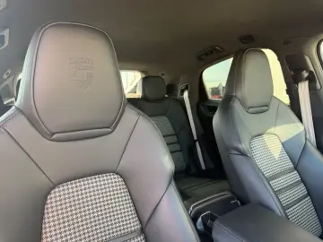 PORSCHE Cayenne Coupe S Leichtbau Pepita Luft HA-Lenkung