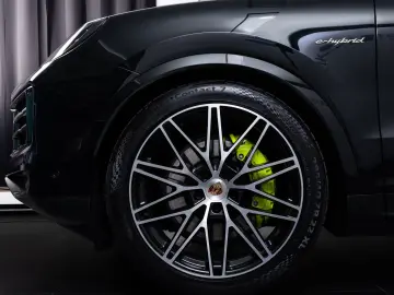 PORSCHE Cayenne Coupe E-Hybrid  ACC LUFT BOSE HUD 360