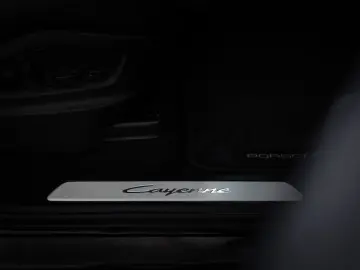 PORSCHE Cayenne Coupe E-Hybrid  ACC LUFT BOSE HUD 360