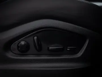 PORSCHE Cayenne Coupe E-Hybrid  ACC LUFT BOSE HUD 360