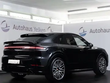 PORSCHE Cayenne Coupe GTS SportDesign MATRIX ACC PANO