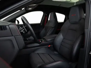 PORSCHE Cayenne Coupe GTS SportDesign MATRIX ACC PANO