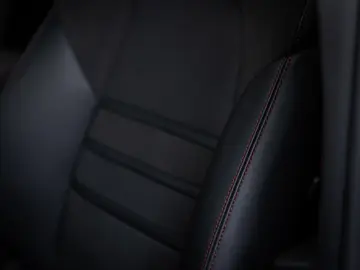 PORSCHE Cayenne Coupe GTS SportDesign MATRIX ACC PANO