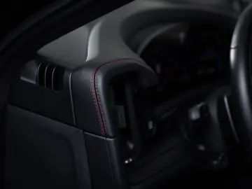 PORSCHE Cayenne Coupe GTS SportDesign MATRIX ACC PANO
