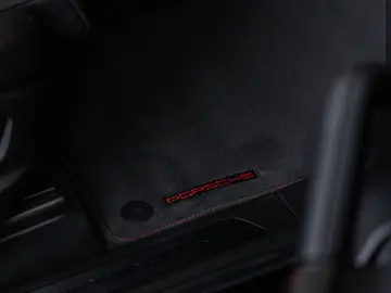 PORSCHE Cayenne Coupe GTS SportDesign MATRIX ACC PANO