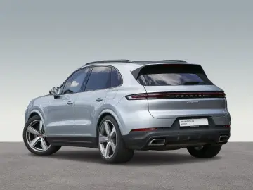 PORSCHE Cayenne E-Hybrid InnoDrive HA-Lenkung PDCC HUD
