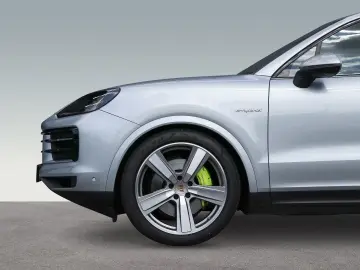 PORSCHE Cayenne E-Hybrid InnoDrive HA-Lenkung PDCC HUD