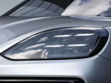 PORSCHE Cayenne E-Hybrid InnoDrive HA-Lenkung PDCC HUD