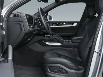 PORSCHE Cayenne E-Hybrid InnoDrive HA-Lenkung PDCC HUD