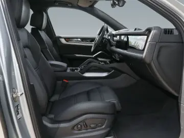 PORSCHE Cayenne E-Hybrid InnoDrive HA-Lenkung PDCC HUD