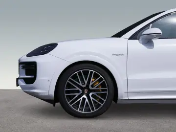 PORSCHE Cayenne Turbo E-Hybrid Coupe Burmester InnoDrive