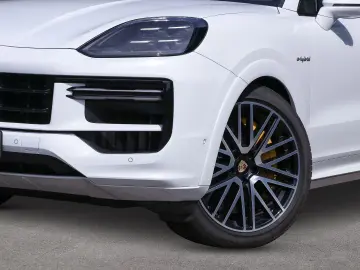 PORSCHE Cayenne Turbo E-Hybrid Coupe Burmester InnoDrive
