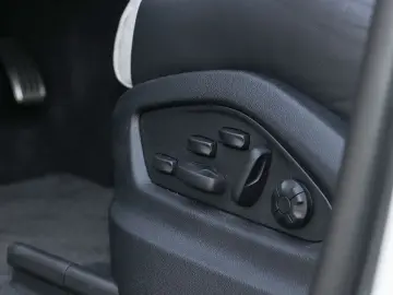 PORSCHE Cayenne Turbo E-Hybrid Coupe Burmester InnoDrive