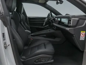 PORSCHE Macan 4S Burmester HA-Lenkung InnoDrive 22-Zoll