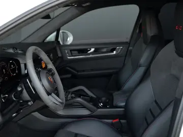 PORSCHE Cayenne GTS Unfallfrei Neuwagengarantie 1.Hand