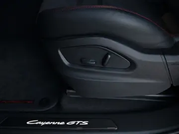 PORSCHE Cayenne GTS Unfallfrei Neuwagengarantie 1.Hand
