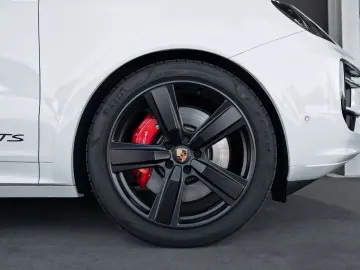PORSCHE Cayenne GTS Unfallfrei Neuwagengarantie 1.Hand