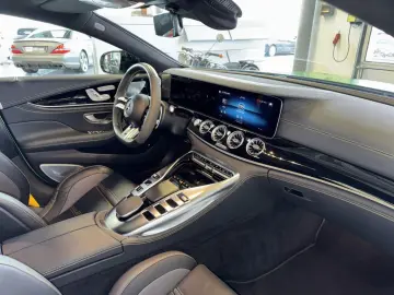 MERCEDES-BENZ AMG GT 63 S E Performance Edition Green!