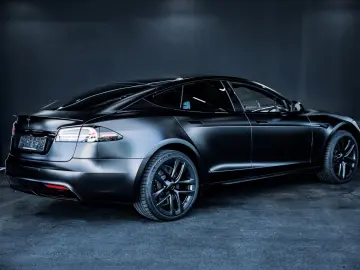 TESLA Model S PLAID - Yoke - Satin Black Matt - 1020PS
