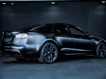 TESLA Model S PLAID - Yoke - Satin Black Matt - 1020PS