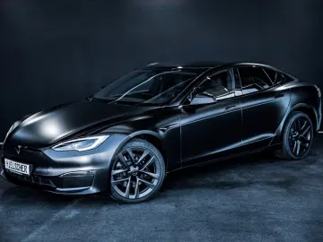 TESLA Model S PLAID - Yoke - Satin Black Matt - 1020PS